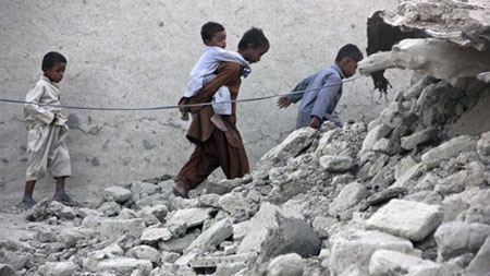 Sau một trận động đất ở Pakistan.